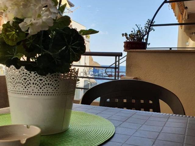 Appartamento in affitto di 85 m² in Lungomare Dei Ciclopi, 133