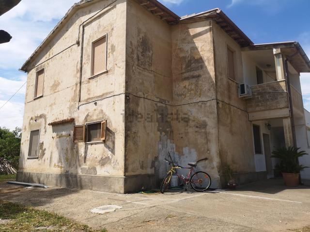 Appartamento in affitto di 85 m² in Strada del tirreno, 70