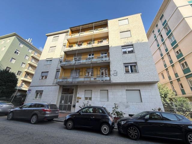Appartamento in affitto di 85 m² in Via Trento, 9