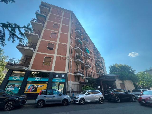 Appartamento in affitto di 85 m² in Via Umberto Biancamano, 1