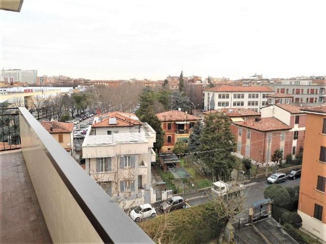 Appartamento in affitto di 85 m² in Via Valdossola