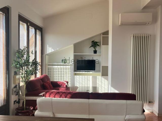 Appartamento in affitto di 85 m² in Via Volturno, 89