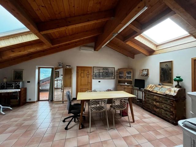 Appartamento in affitto di 85 m² in Via alle Gemelle