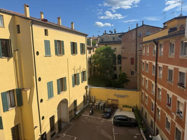 Appartamento in affitto di 85 m² in Via Avesella, 9