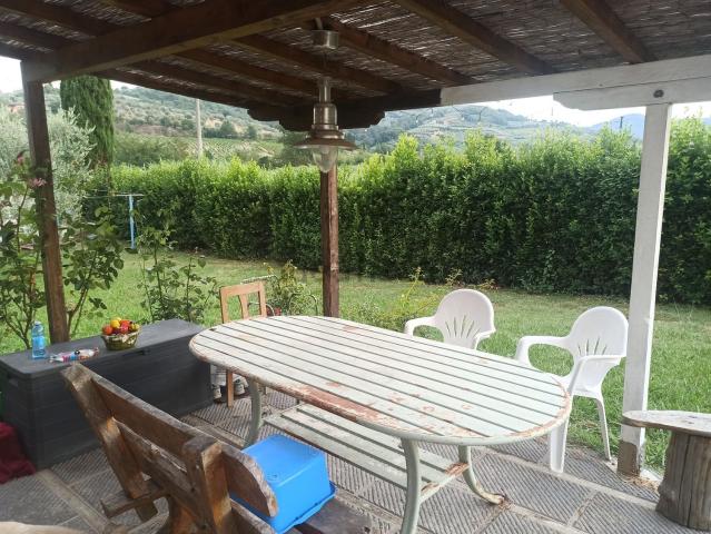 Appartamento in affitto di 85 m² in Via Baccheretana