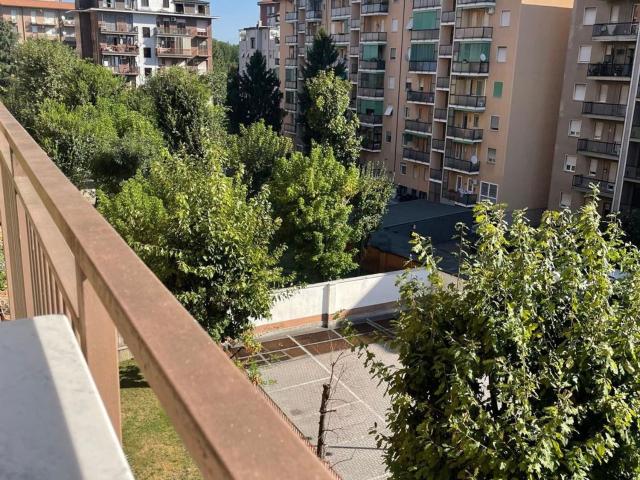 Appartamento in affitto di 85 m² in Via Bernardino Bellincione