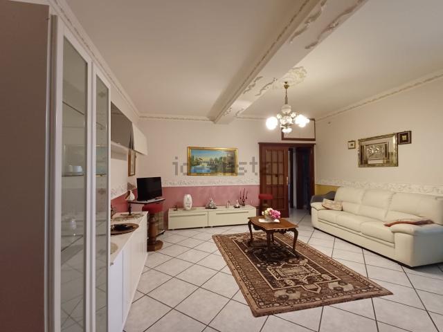 Appartamento in affitto di 85 m² in Via Carlo Santagata, 43