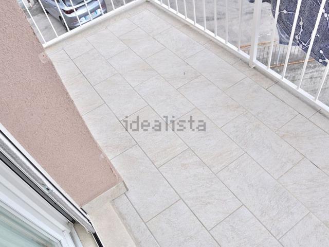 Appartamento in affitto di 85 m² in Via dell&apos Acacia
