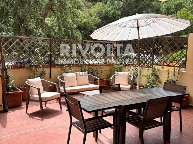 Appartamento in affitto di 85 m² in Via delle Buche