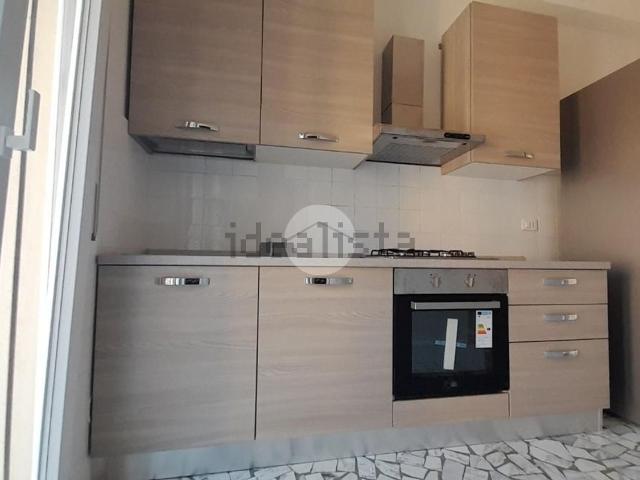 Appartamento in affitto di 85 m² in Via Ercole Nani, 7