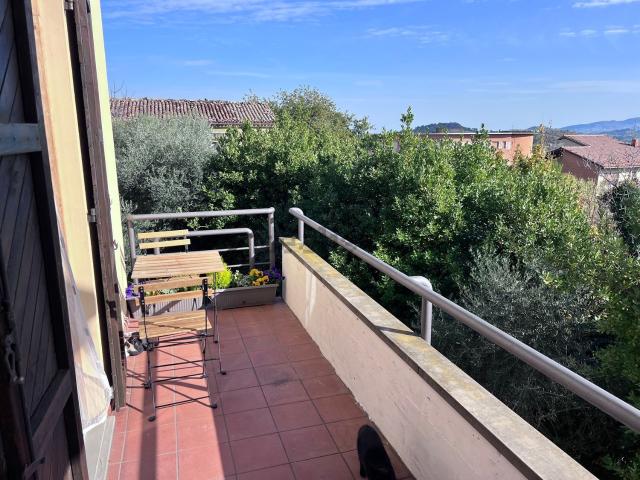 Appartamento in affitto di 85 m² in Via Fontemarta, 378