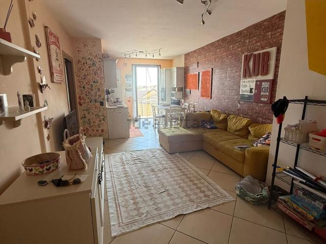 Appartamento in affitto di 85 m² in Via Genova, 209