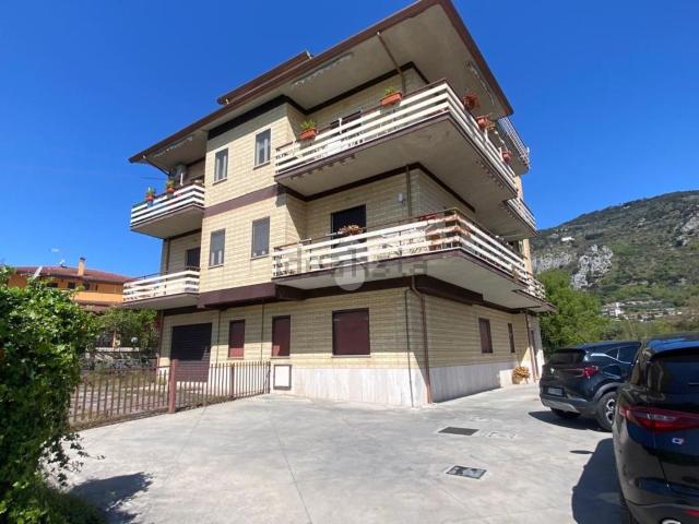 Appartamento in affitto di 85 m² in Via Guado San Maria, 24