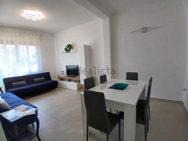 Appartamento in affitto di 85 m² in Via Gualpertino da Coderta