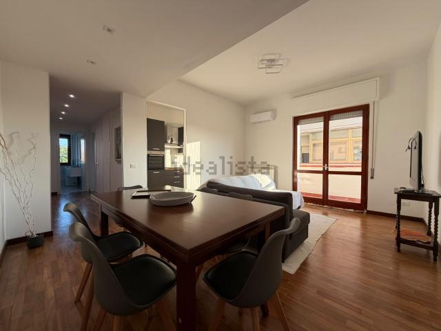 Appartamento in affitto di 85 m² in Via Lunense