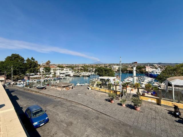 Appartamento in affitto di 85 m² in Via Marittima, 6