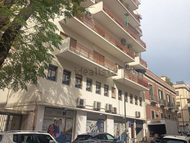 Appartamento in affitto di 85 m² in Via Mattia Preti, 2