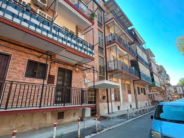 Appartamento in affitto di 85 m² in Via Rione dei Preti