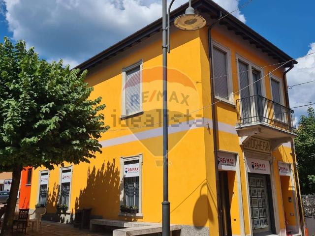 Appartamento in affitto di 85 m² in Via Roma, 41