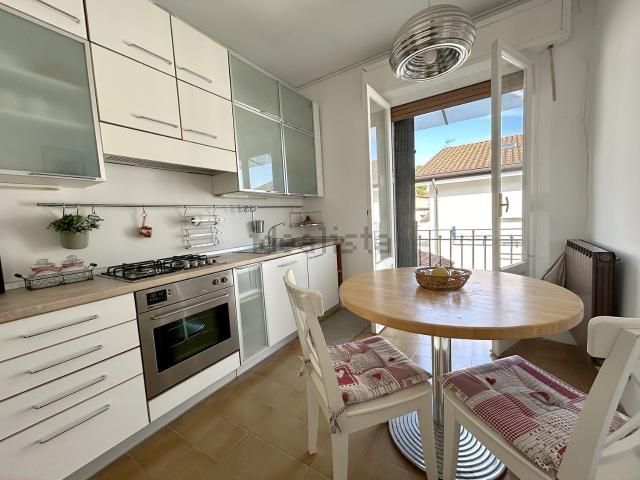 Appartamento in affitto di 85 m² in Viale Cesare Battisti