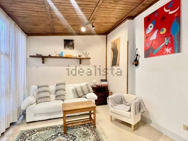 Appartamento in affitto di 85 m² in Viale della Marina, 9