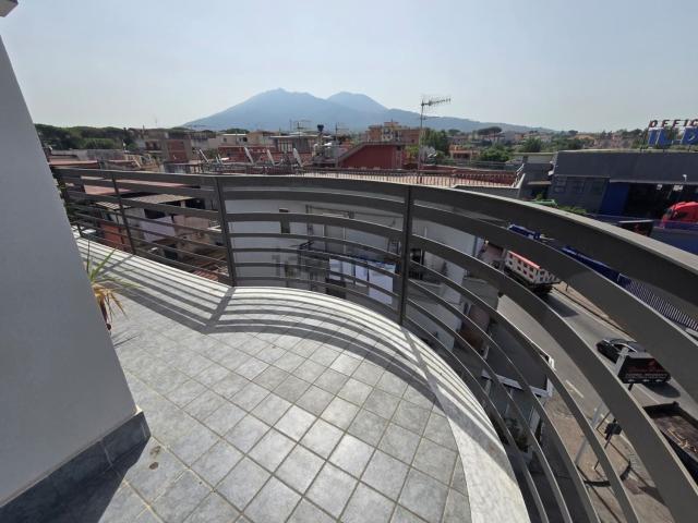 Appartamento in affitto di 85 m² in Viale delle Magnolie
