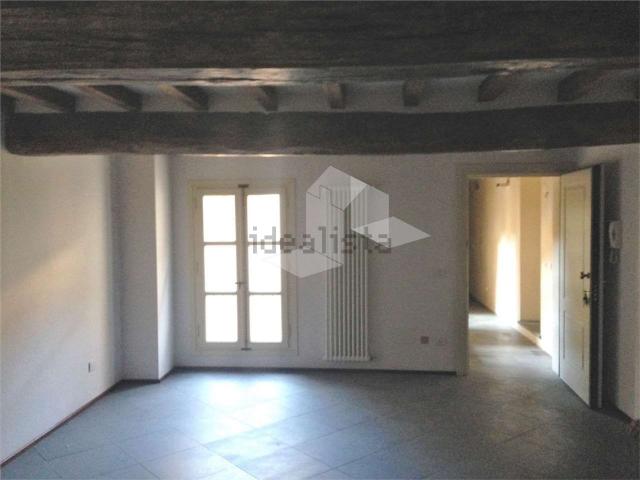 Appartamento in affitto di 135 m²