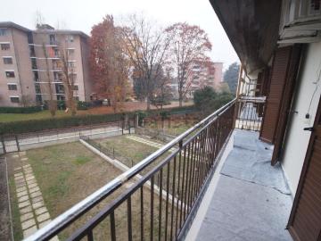 Appartamento in affitto di 86 m² in Strada Torino, 57