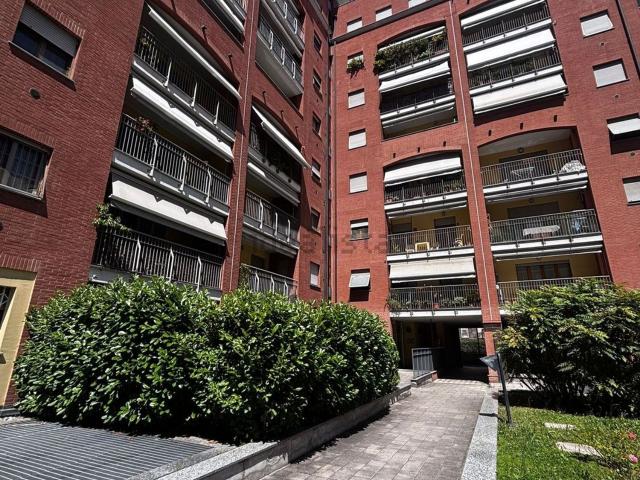 Appartamento in affitto di 86 m² in Via Caduti di Marcinelle, 12