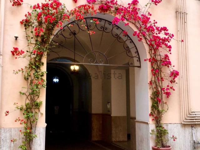 Appartamento in affitto di 86 m² in Via di San Giovanni in Laterano, 190