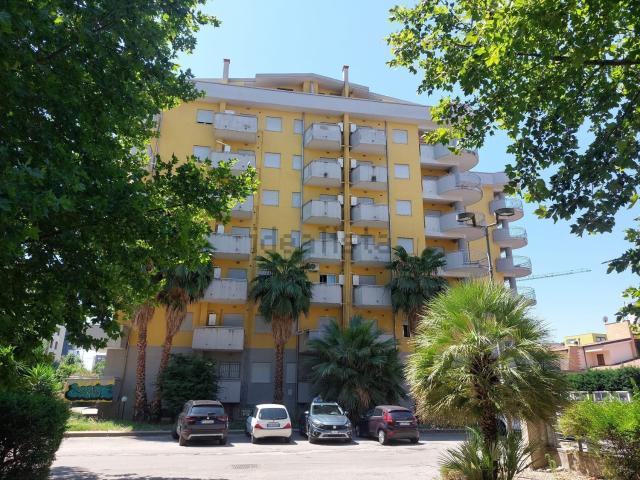 Appartamento in affitto di 86 m² in Via E. Maiorana, 8