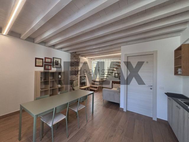 Appartamento in affitto di 86 m² in Via Fontane, 10