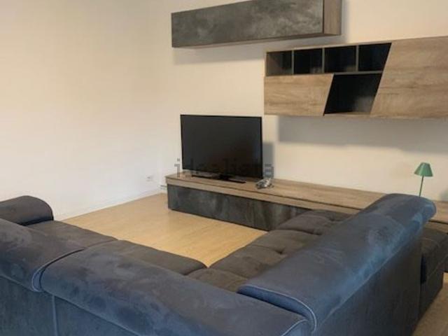 Appartamento in affitto di 88 m² in Via Centrale