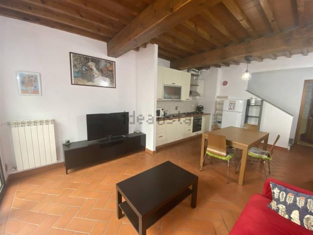Appartamento in affitto di 88 m² in Via Filippo Corridoni