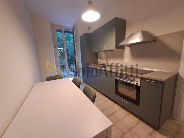 Appartamento in affitto di 88 m² in Via Gaspero Barbera