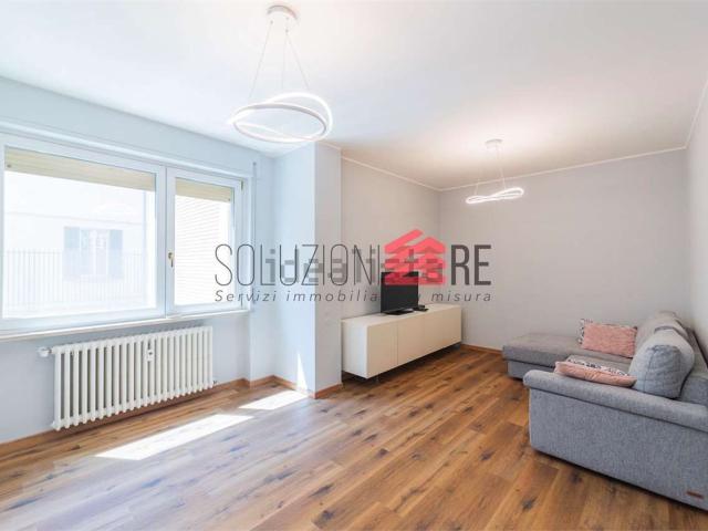 Appartamento in affitto di 88 m² in Via Pietro Azario, 3
