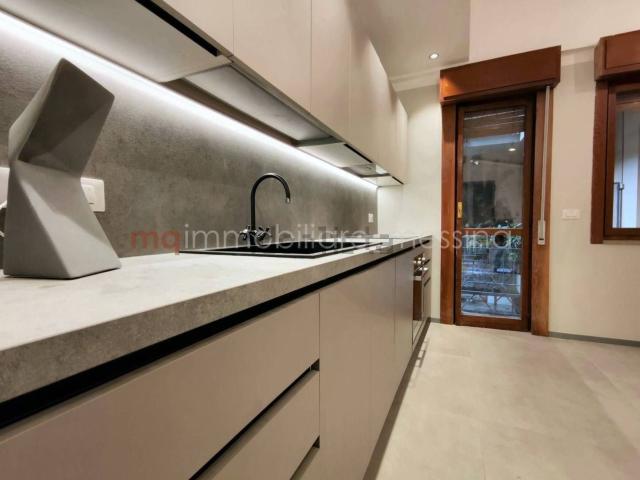 Appartamento in affitto di 88 m² in Via Romagnosi, 14