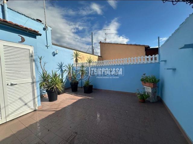 Appartamento in affitto di 88 m² in Via Sant&apos  Antonio Pucci