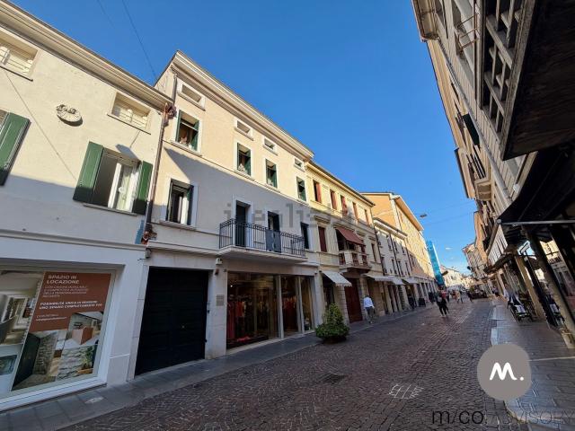 Appartamento in affitto di 89 m² in Corso Garibaldi, 40