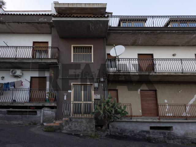 Appartamento in affitto di 89 m² in Via Fossazza, 14