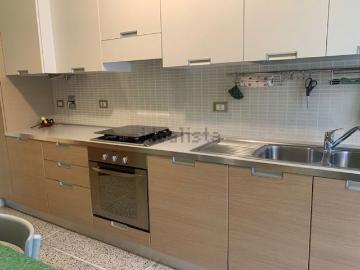 Appartamento in affitto di 89 m² in Via Poliziano Angelo, 6
