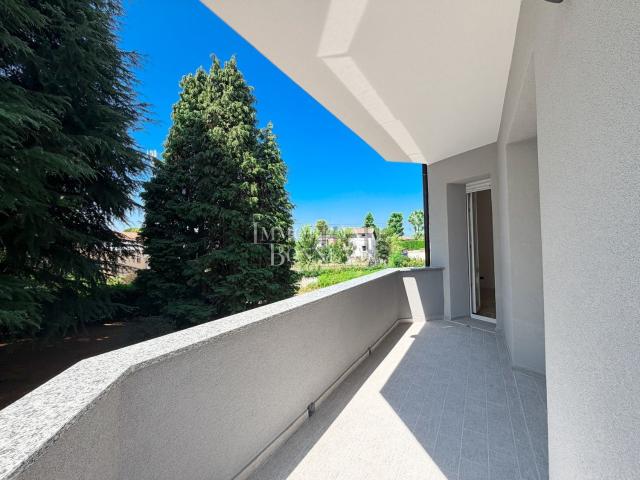 Appartamento in affitto di 93 m² in Via Aldo Moro, 1