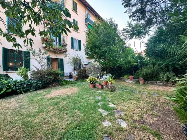 Appartamento in affitto di 93 m² in Via Bronzino, 15