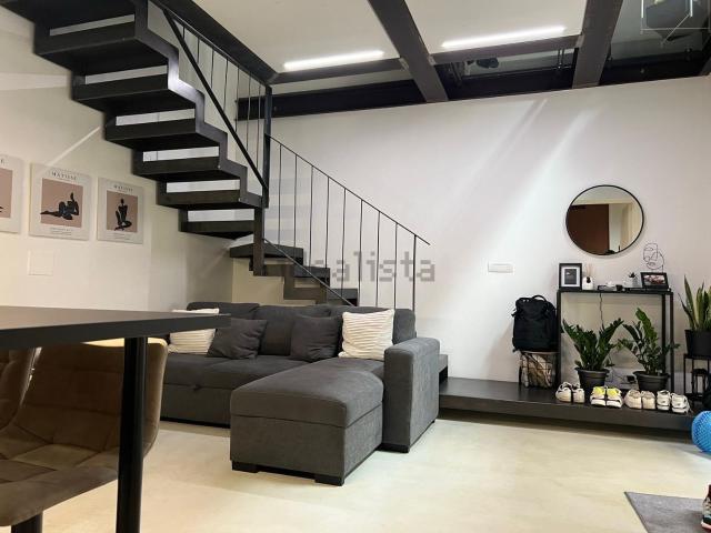 Appartamento in affitto di 93 m² in Via degli Artisti, 12