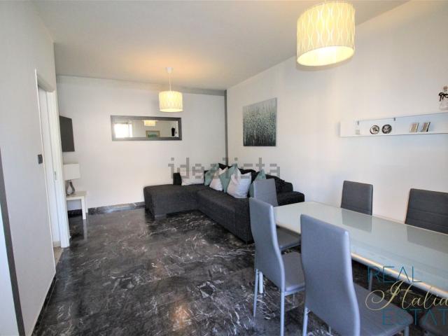 Appartamento in affitto di 93 m² in Via Emilio Mangini