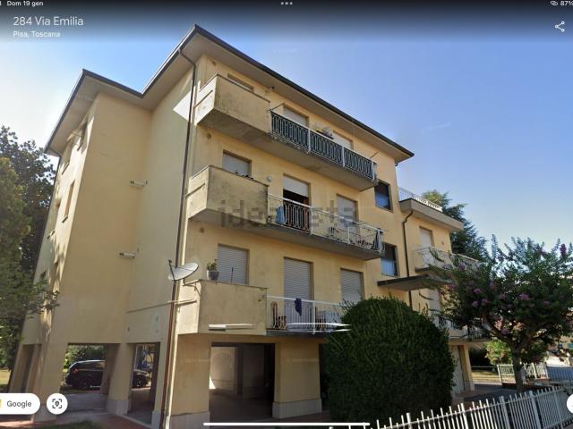 Appartamento in affitto di 93 m² in Via Emilia, 282