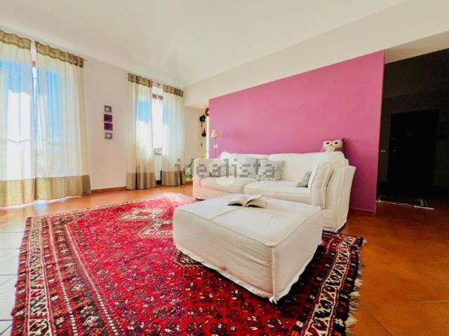 Appartamento in affitto di 93 m² in Via Mercandillo, 14