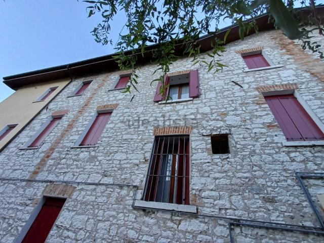 Appartamento in affitto di 93 m²