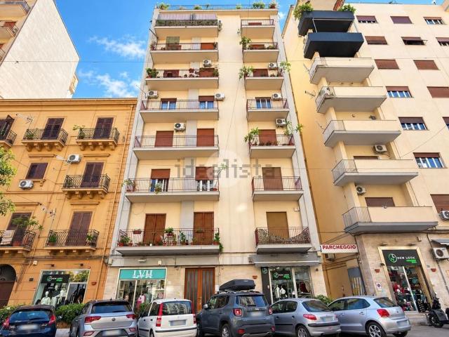 Appartamento in affitto di 90 m² in Corso Camillo Finocchiaro Aprile, 150