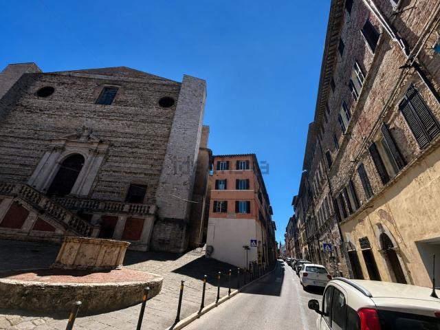 Appartamento in affitto di 90 m² in Corso Cavour, 71